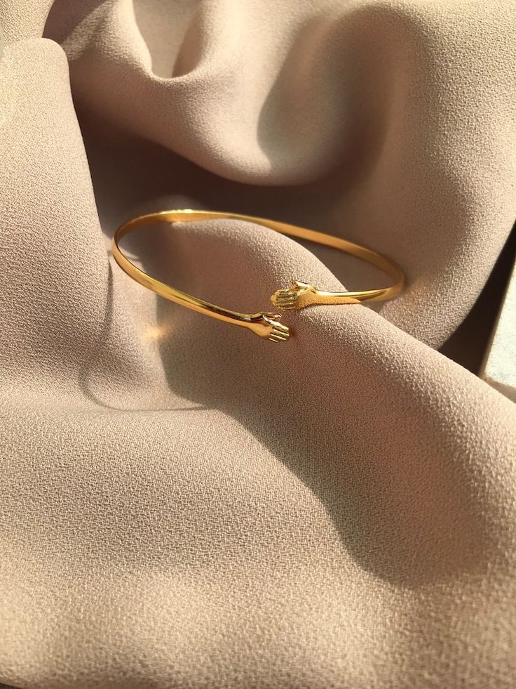Gold Hug Bangle