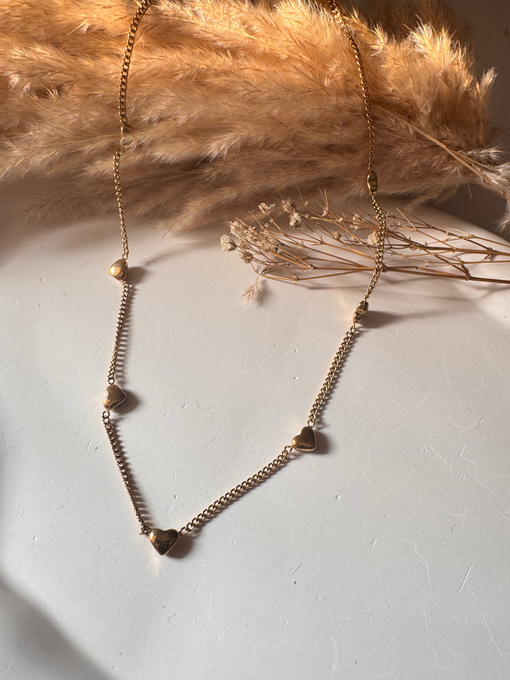 Mini Heart Station Necklace – Dainty Gold Anti-Tarnish Chain