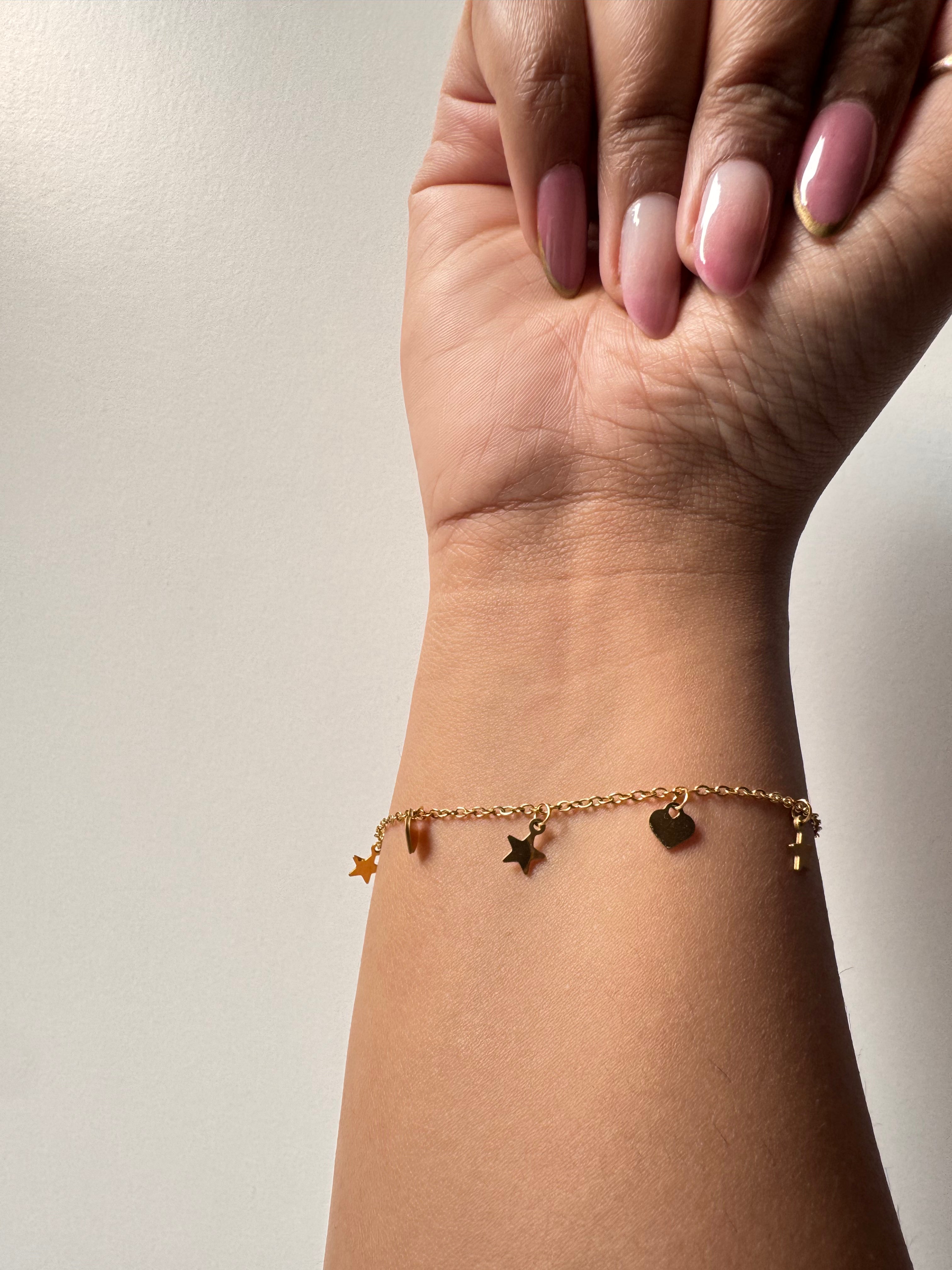 Heart & Star Dangling Charm Bracelet