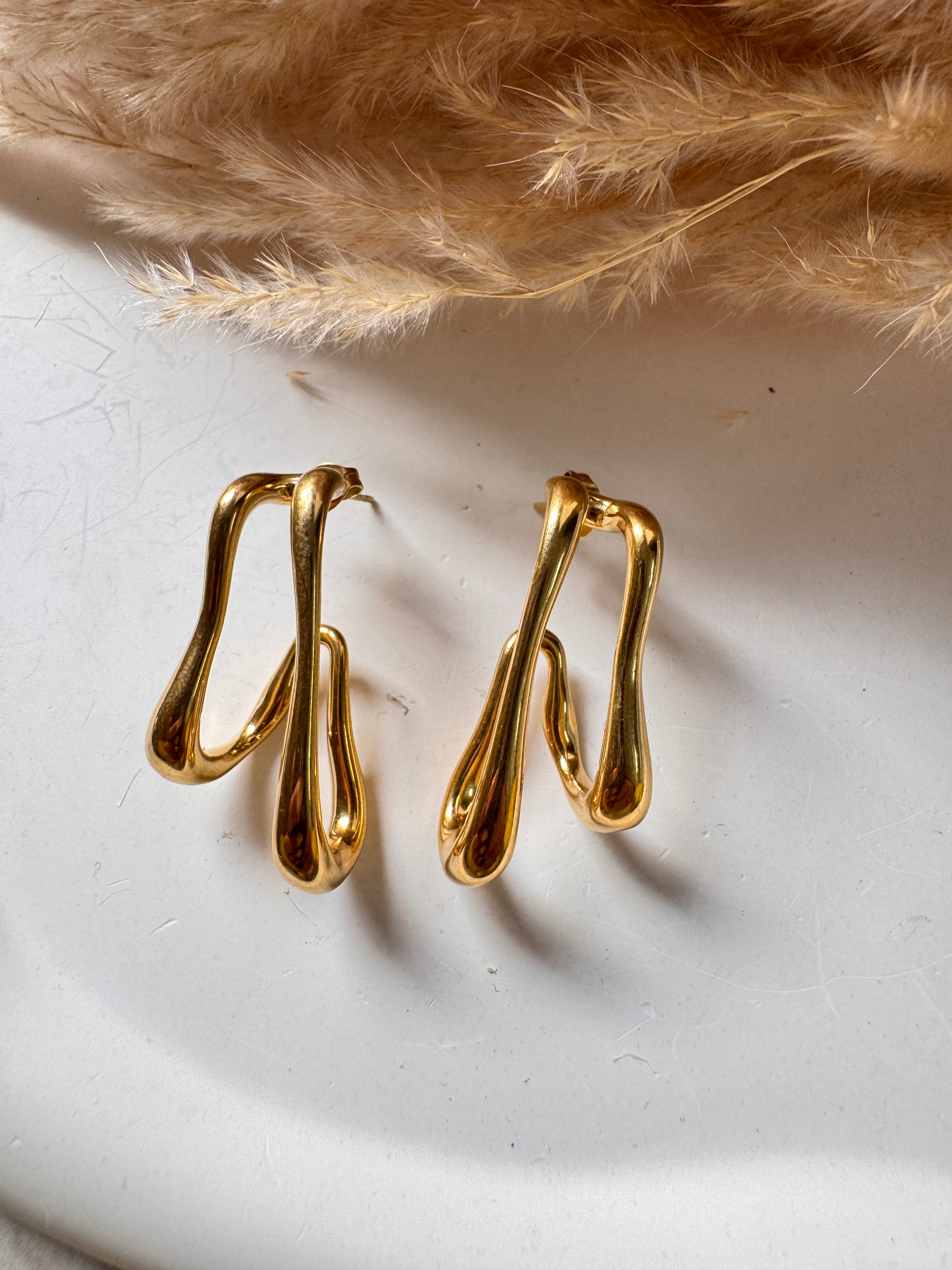 Triple Curve Sculptural Hoop Earrings