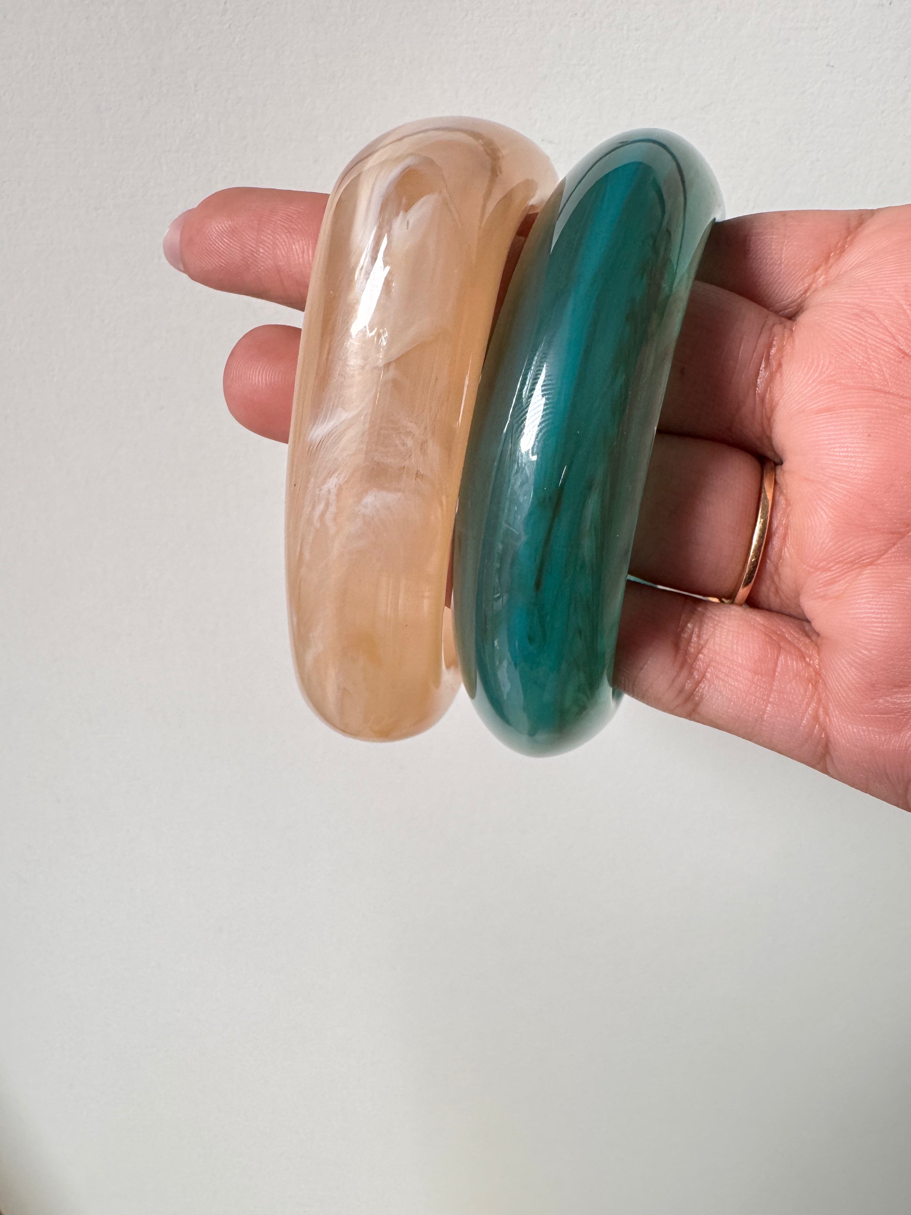 Chunky Resin Bangle-set of 2