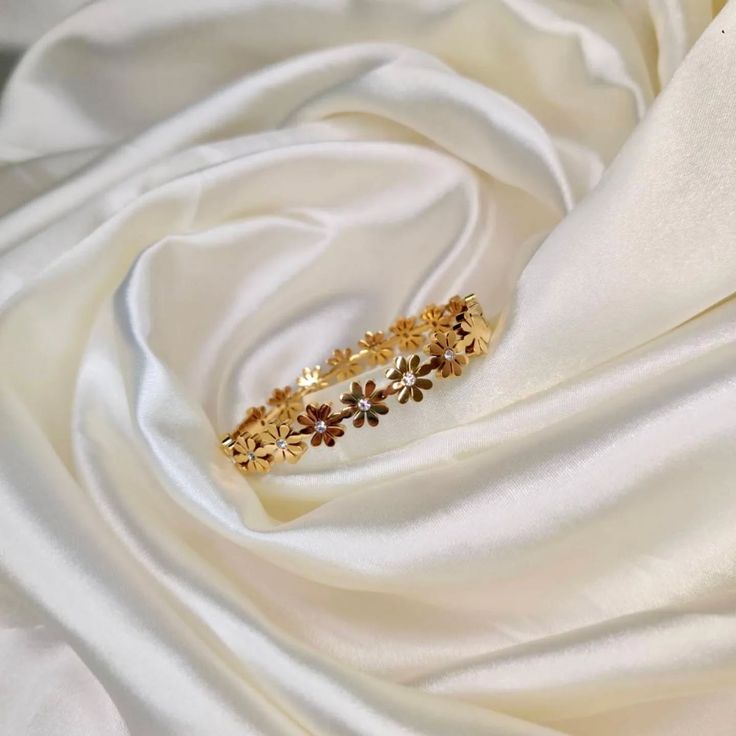 Gold Daisy Flower Baby  Bracelet