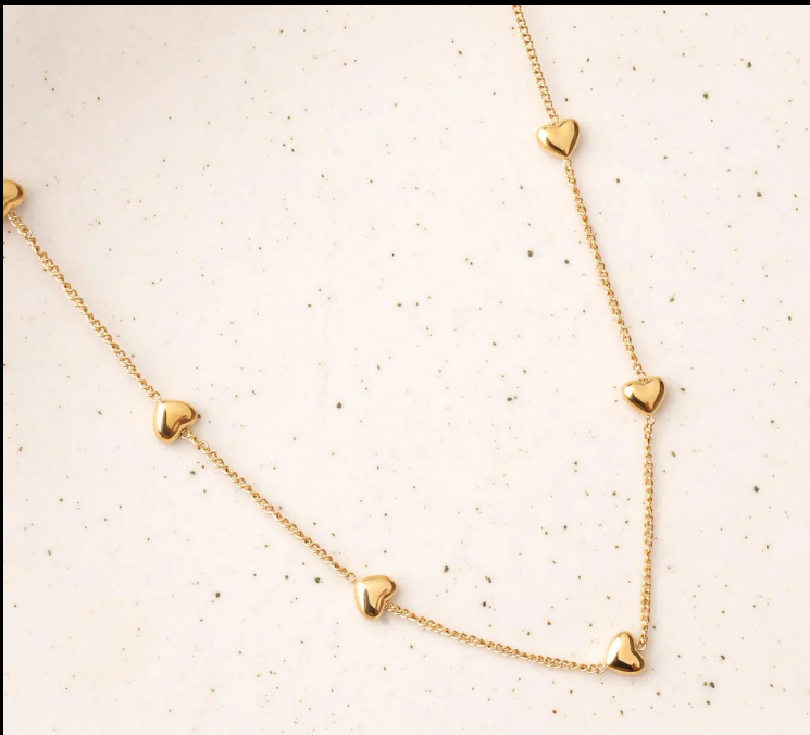 Mini Heart Station Necklace – Dainty Gold Anti-Tarnish Chain