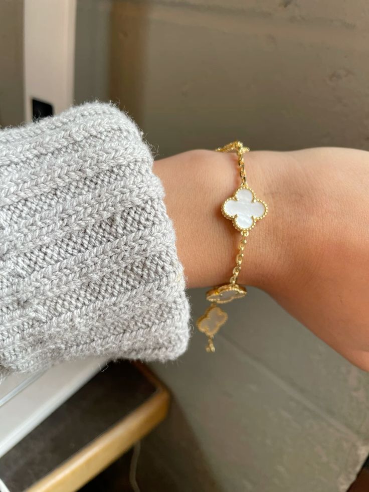 Emerald Clover Charm Bracelet