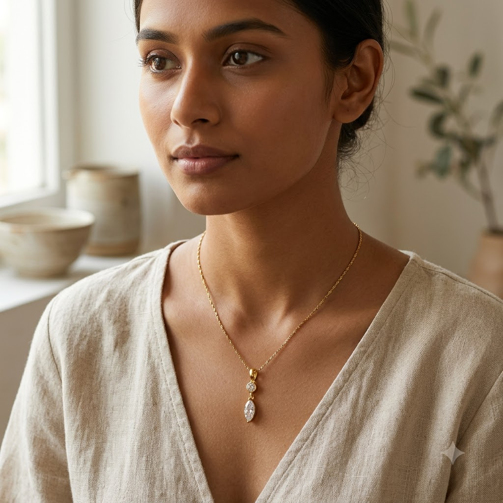 Elara Marquise Pendant Necklace