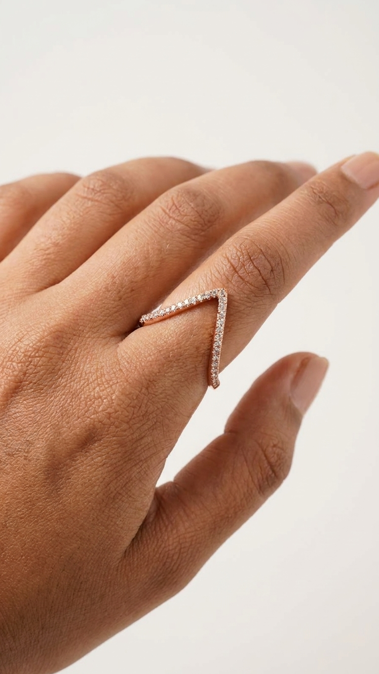 Nova Chevron Ring